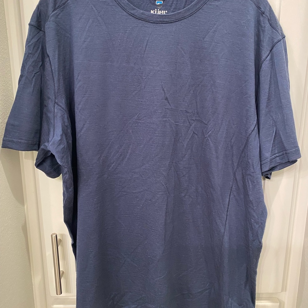 Men's Kuhl tshirt